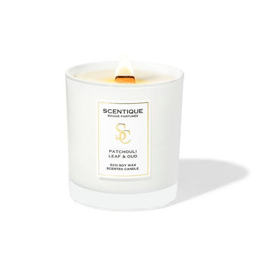 aromatni sveshti Maison Scentique, sveshti s darven fitil Patchouli and Oud aromatni soevi sveshti 